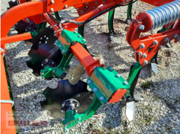 New Cultivator Agro-Masz Runner 30 + Federstempelwalze 600: picture 5