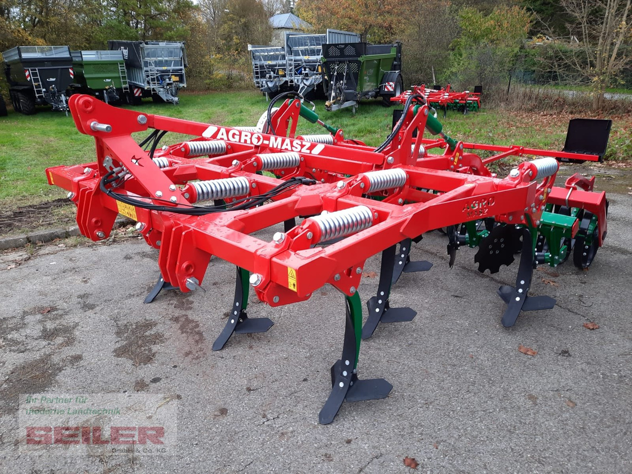 New Cultivator Agro-Masz Runner 30 + Federstempelwalze 600: picture 11
