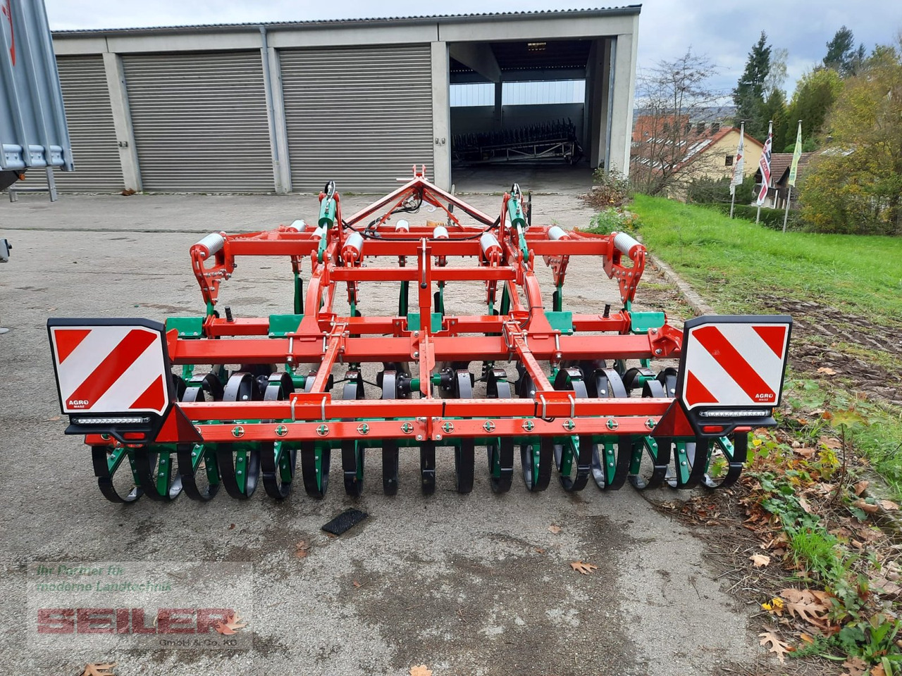 New Cultivator Agro-Masz Runner 30 + Federstempelwalze 600: picture 7