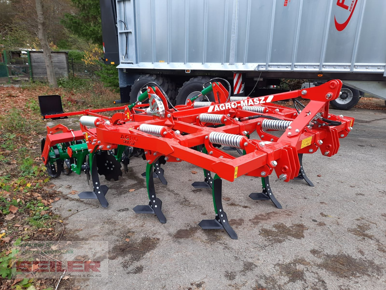 New Cultivator Agro-Masz Runner 30 + Federstempelwalze 600: picture 9