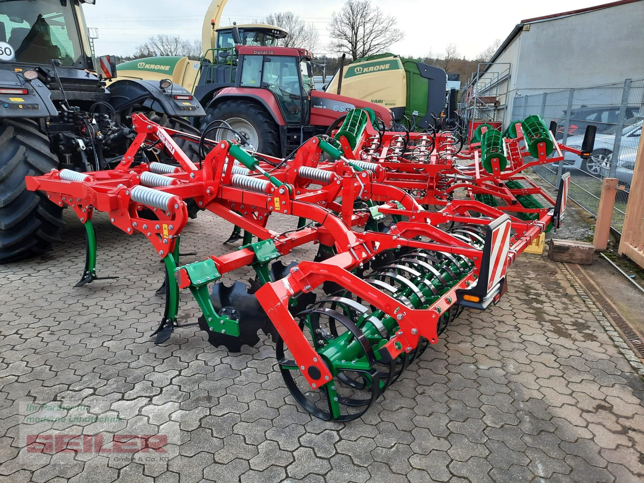 New Cultivator Agro-Masz Runner 30 + Federstempelwalze 600: picture 3
