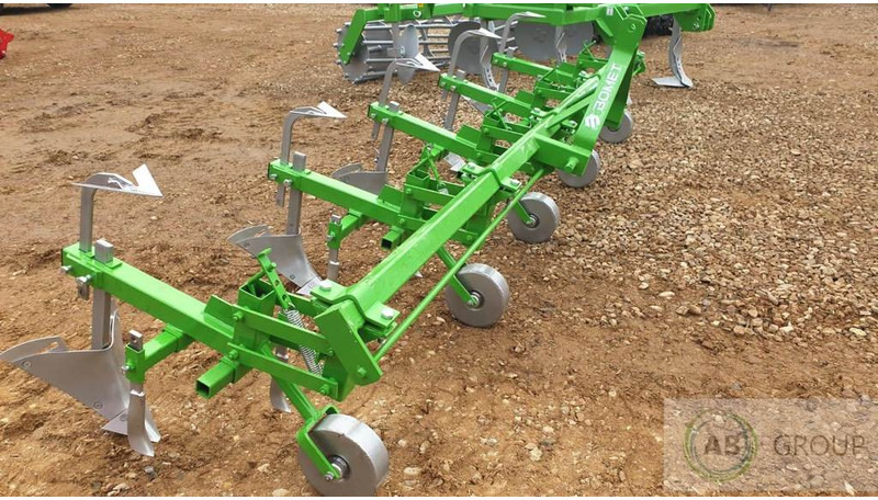 Soil tillage equipment for transportation of food Bomet pielniko-obsypnik Norma P475/1: picture 3