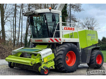 Combine harvester CLAAS Jaguar 870