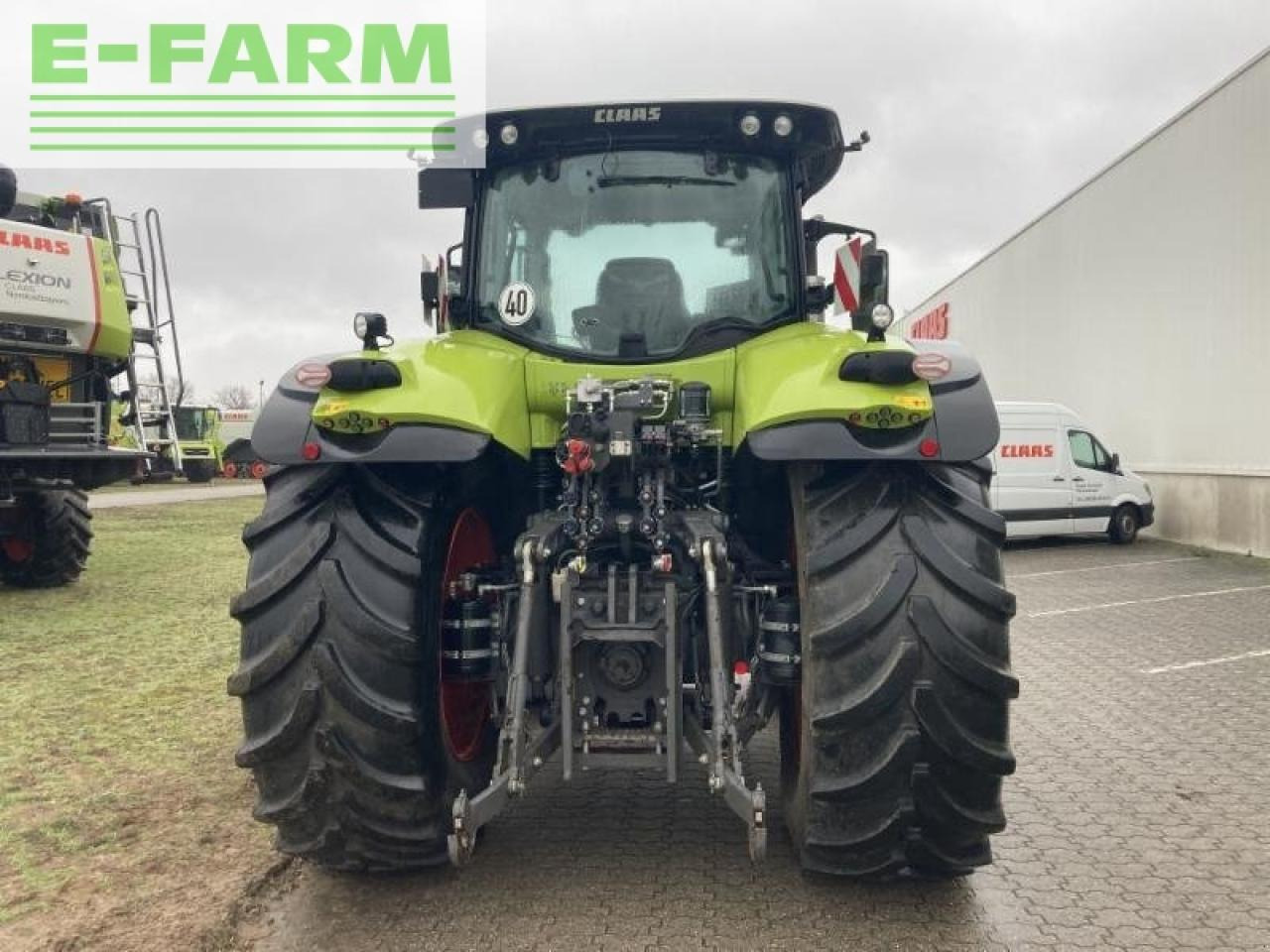 Farm tractor CLAAS axion 810: picture 6