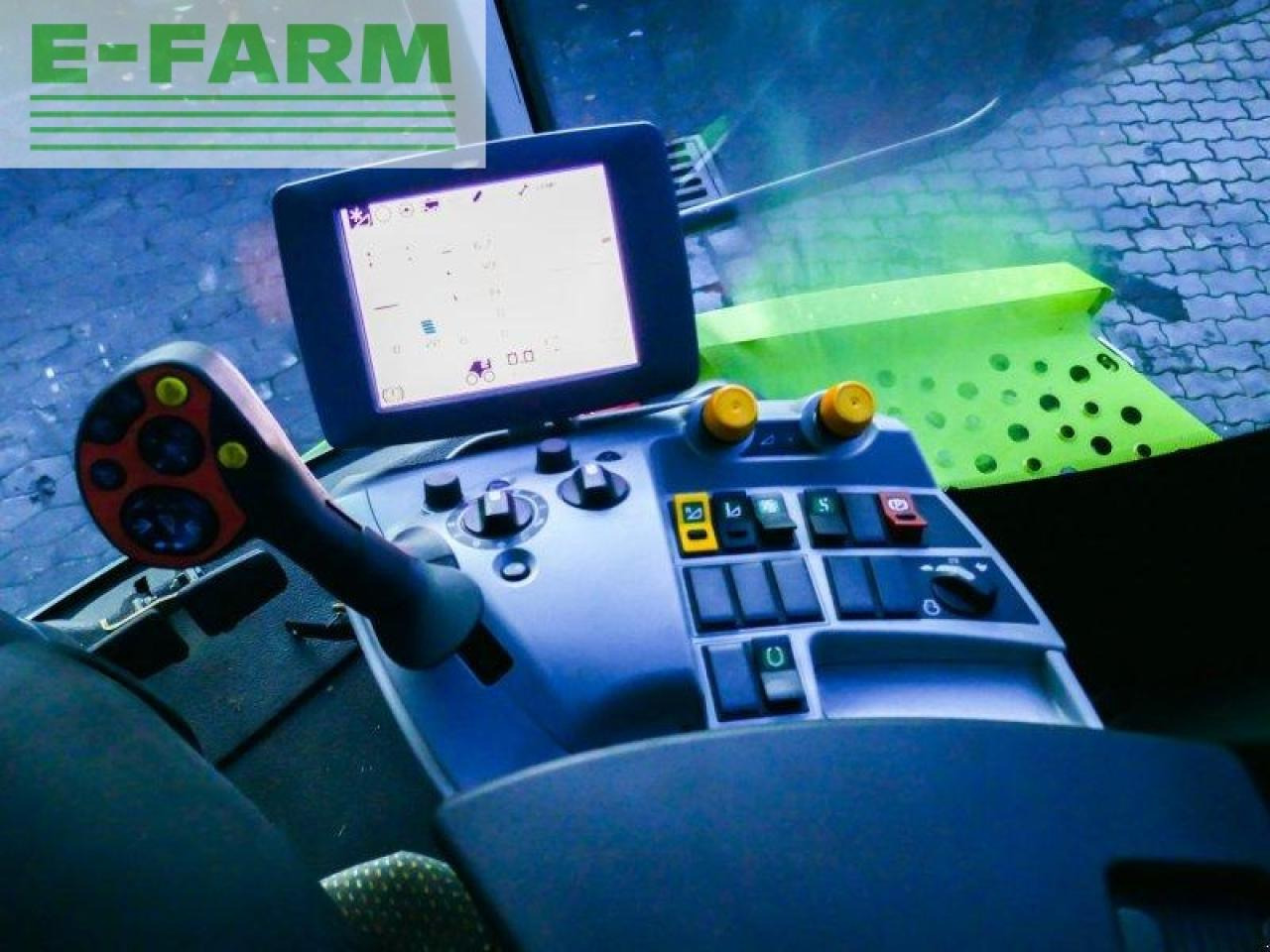 Combine harvester CLAAS lexion 650: picture 17
