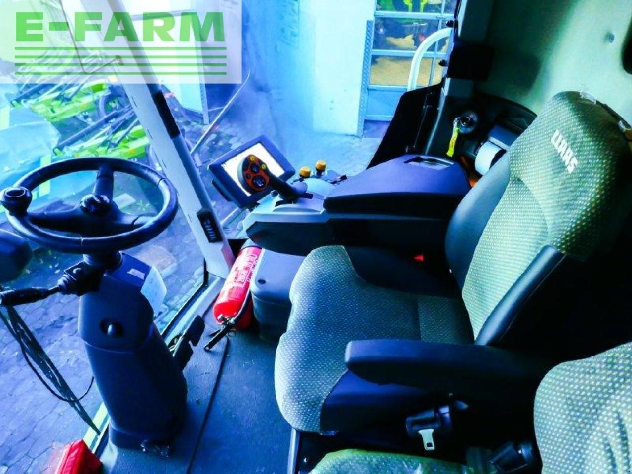 Combine harvester CLAAS lexion 650: picture 14