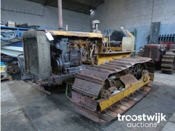 Tracked tractor Caterpillar D 4: picture 1