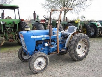 Ford 3055V - Farm tractor