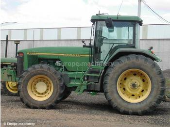 John Deere 8100 DT - Farm tractor