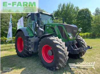 Farm tractor FENDT 824 Vario