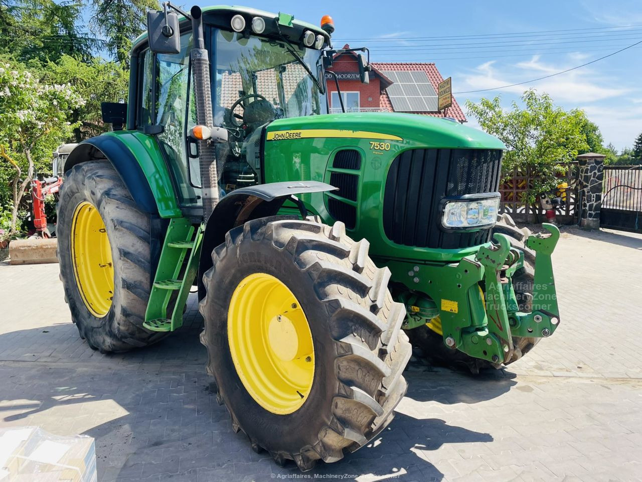 Farm tractor John Deere 7530 PREMIUM: picture 9