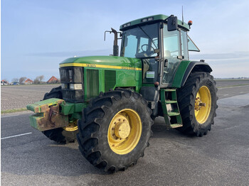 Farm tractor JOHN DEERE 7010 Series