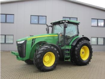 Farm tractor John Deere 8310R: picture 1