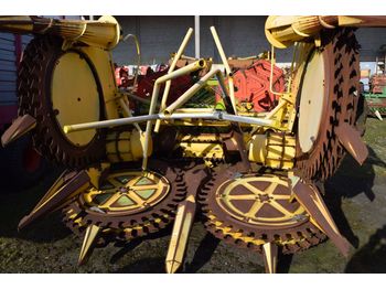 Maize harvester NEW HOLLAND RI 600