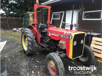 Farm tractor Massey Ferguson 2402WD: picture 1