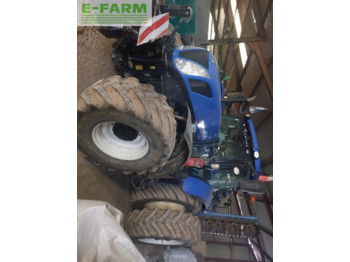 Farm tractor NEW HOLLAND T7.250