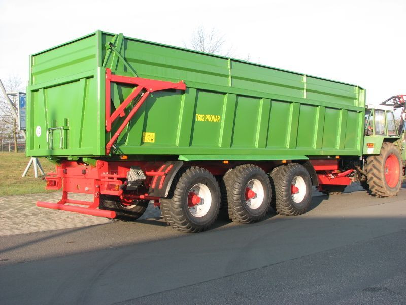 New Farm tipping trailer/ Dumper Pronar Tridemmuldenkipper, T 682; 32 to, NEU: picture 2