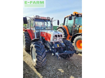 Farm tractor STEYR 900 series