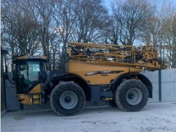 Challenger RG655B - Trailed sprayer