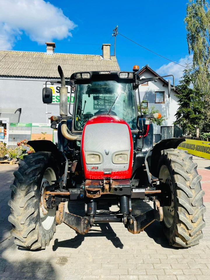 Farm tractor Valtra N141: picture 5