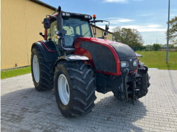 Farm tractor Valtra T191: picture 5