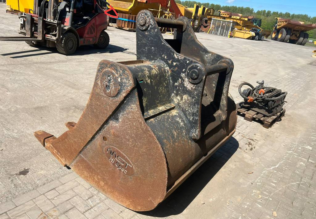 Bucket for Construction machinery OilQuick OQ70-55: picture 5