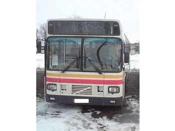 Volvo B10R, 4x2 - Coach