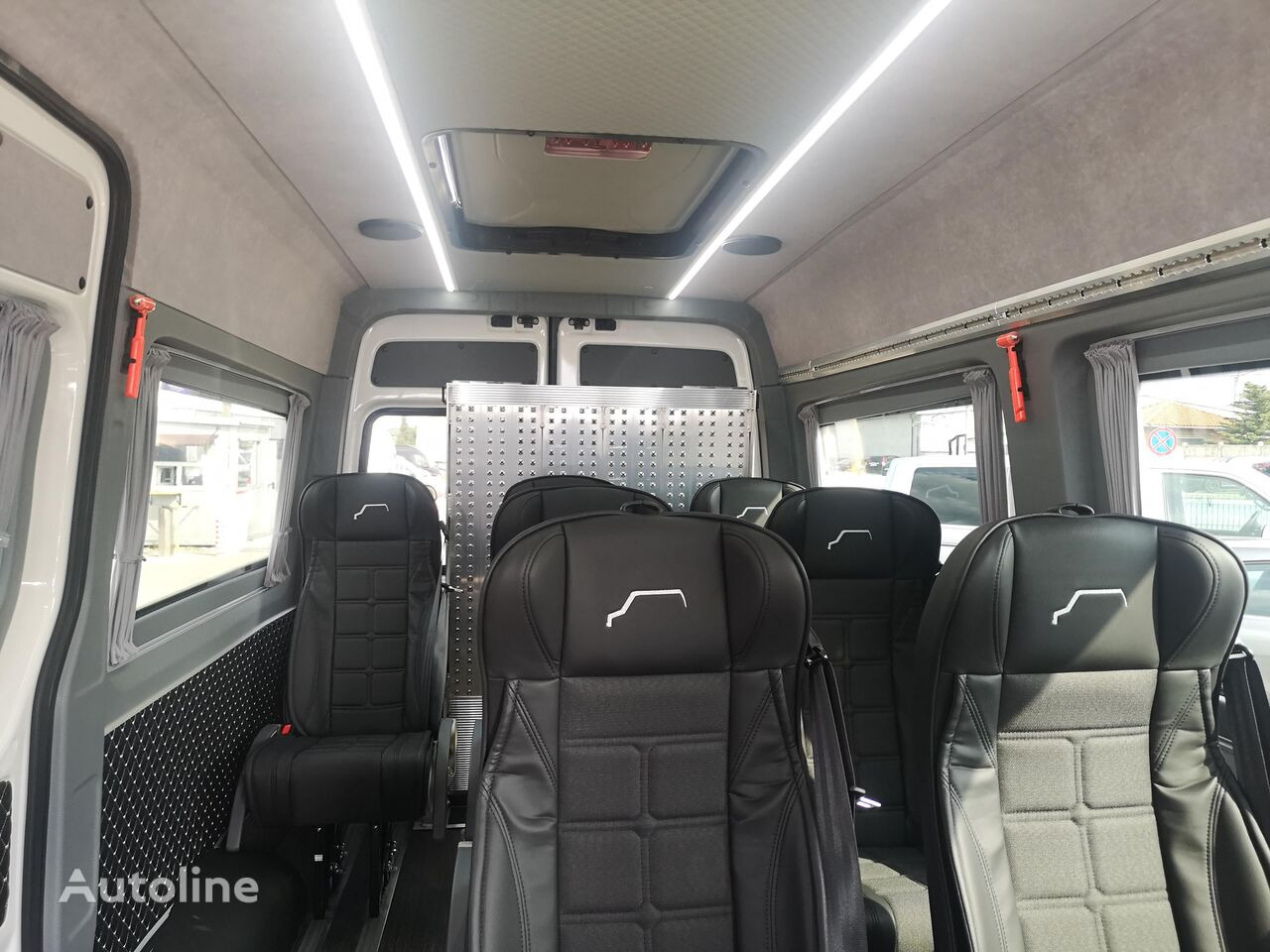 New Minibus, Passenger van MAN E-TGE 3.140: picture 31