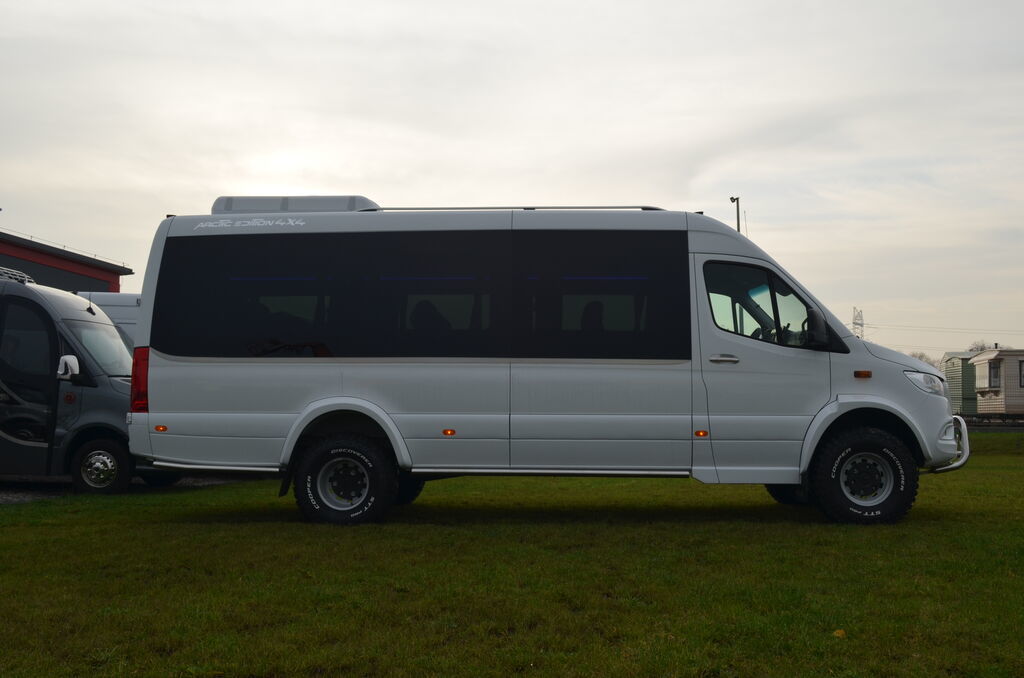 New Minibus, Passenger van MERCEDES-BENZ Sprinter 519 4x4 high and low drive: picture 3