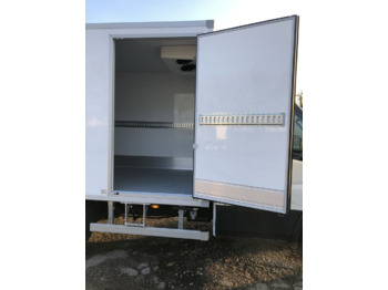 Refrigerated delivery van IVECO daily frigo: picture 3