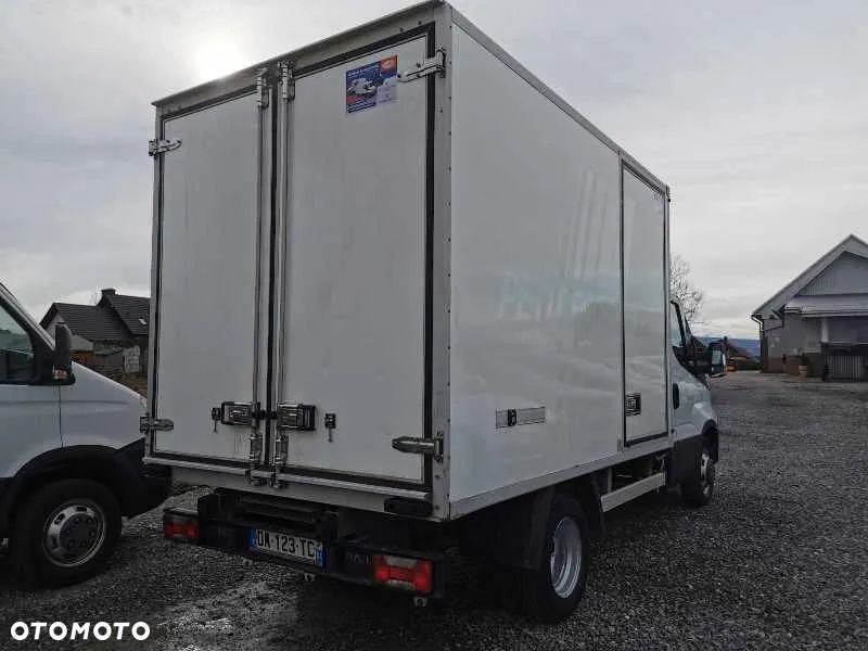 Refrigerated delivery van Iveco 35C13: picture 5