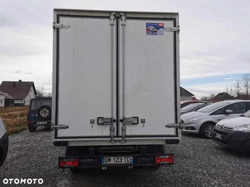 Refrigerated delivery van Iveco 35C13: picture 13