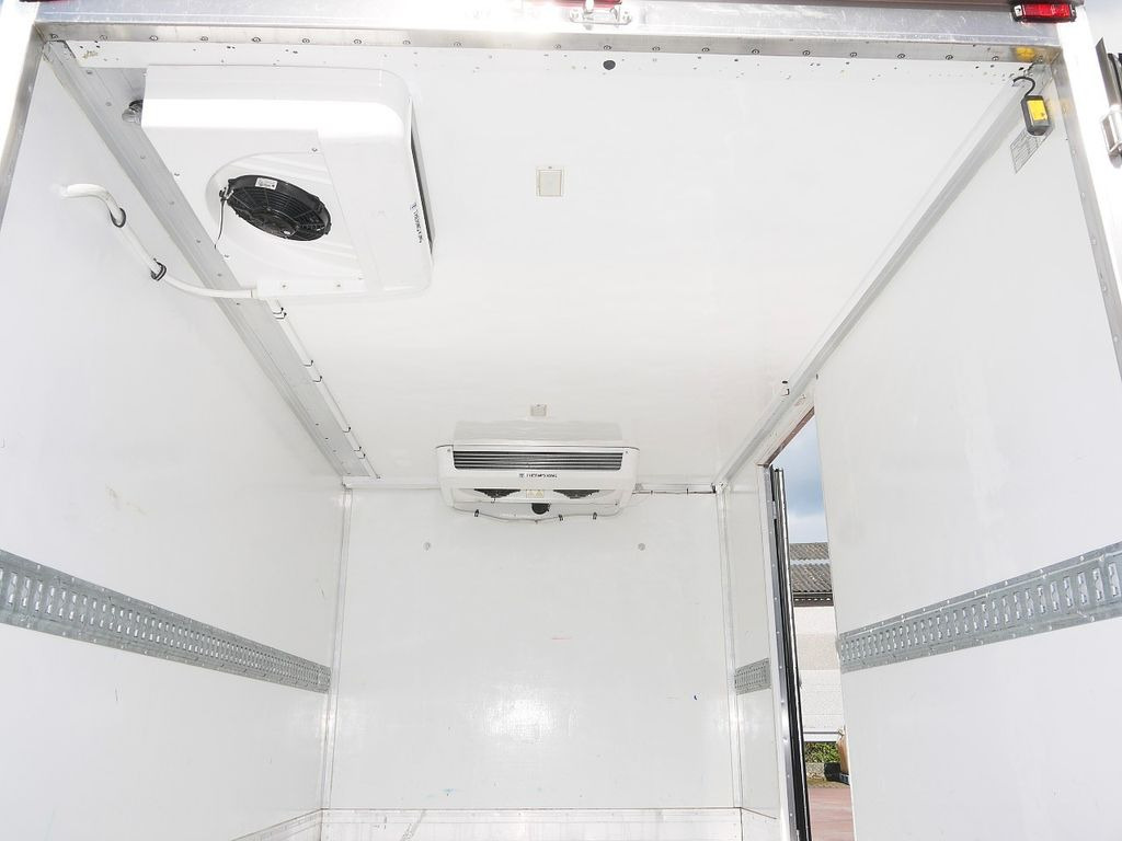 Refrigerated delivery van Iveco 35C13 DAILY KUHLKOFFER THERMOKING V500 MULTI T°: picture 11
