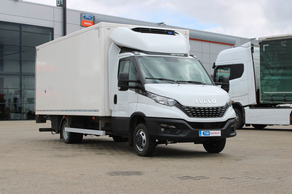 Iveco DAILY 50C180, CARRIER XARIOS 300,HYDRAULIC LIFT  leasing Iveco DAILY 50C180, CARRIER XARIOS 300,HYDRAULIC LIFT: picture 2