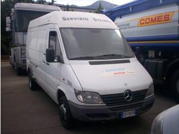 Commercial vehicle MERCEDES 413CDI: picture 1