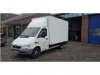 Closed box van Mercedes Benz with lift 413 cdi: picture 1