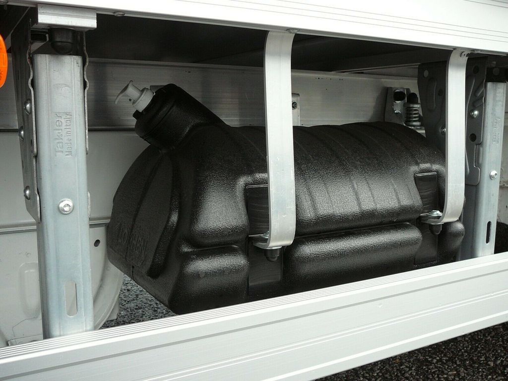 New Open body delivery van, Combi van Peugeot Boxer Pritsche 7 Sitzer Klimaaut. Luftfederung: picture 19