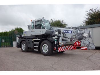 All terrain crane Kato 25 Ton City Crane