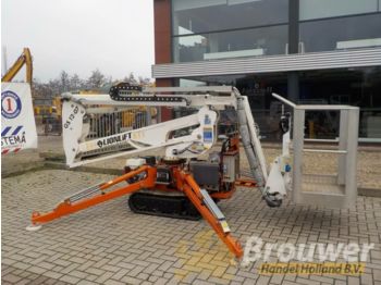 Articulated boom