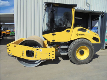 BOMAG BW 177 D-5 - Compactor: picture 4