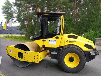 Compactor BOMAG BW 177  D-5 mit Terrameter: picture 1