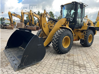 Wheel loader CATERPILLAR 926M