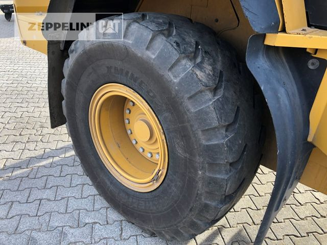 Wheel loader Caterpillar 938M: picture 7