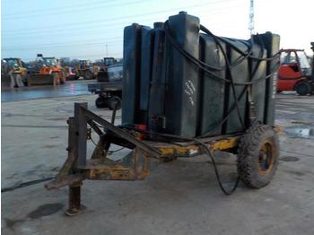 Construction equipment Single Axle 1500Litre Pastic Fuel Bowser