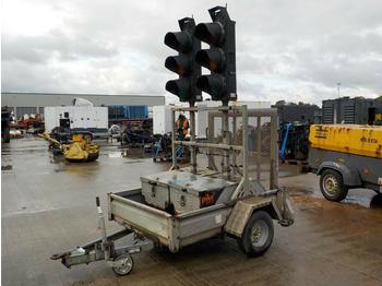 Construction equipment Conway Single Axle 2 Way Traffic Light Trailer: picture 1