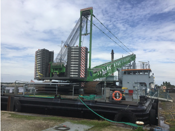 Crawler crane Self Propelled Seagoing Pontoonlf Propelled Seagoing Pontoon