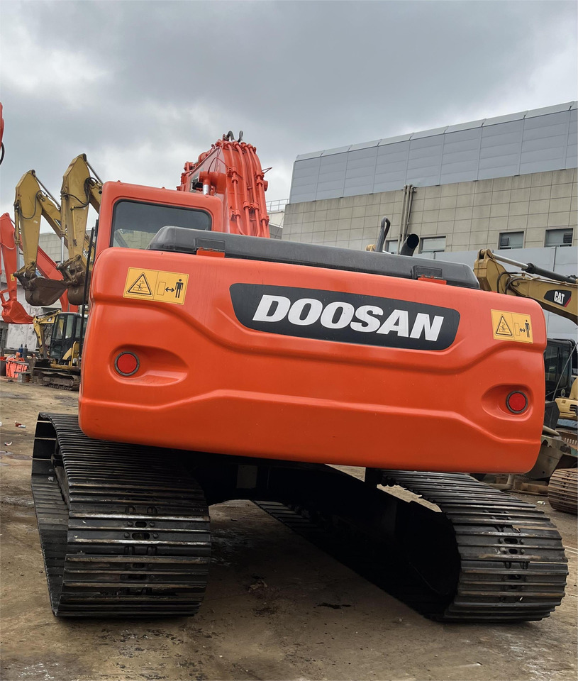 New Excavator DOOSAN BRAND USED DX225: picture 6