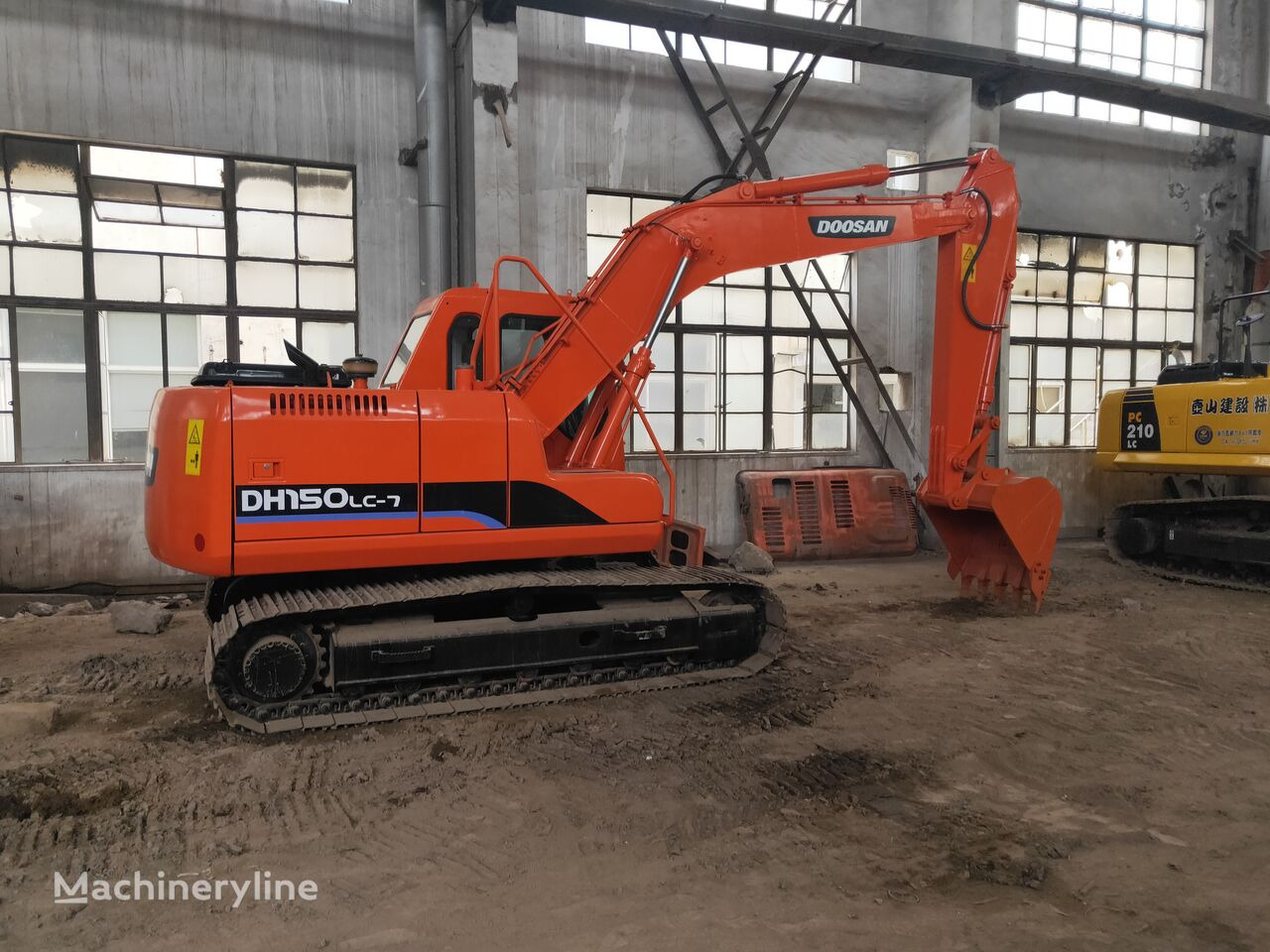Crawler excavator Doosan DH150LC-7: picture 5