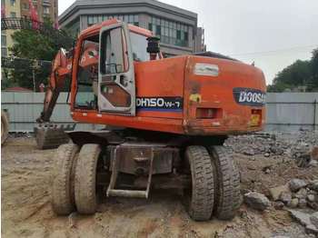 Excavator Doosan DH150W-7: picture 1