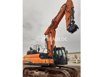 Doosan DX300LC - Crawler excavator: picture 1